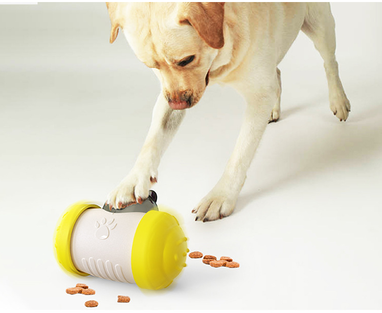 Funny Dog Treat Leaking Toy With Wheel Interactive